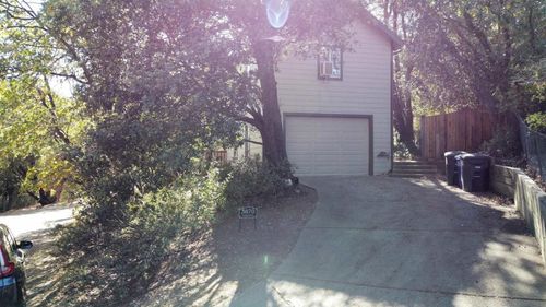 3870 Crescent Dr, Julian, CA, 92036-9642 | Card Image