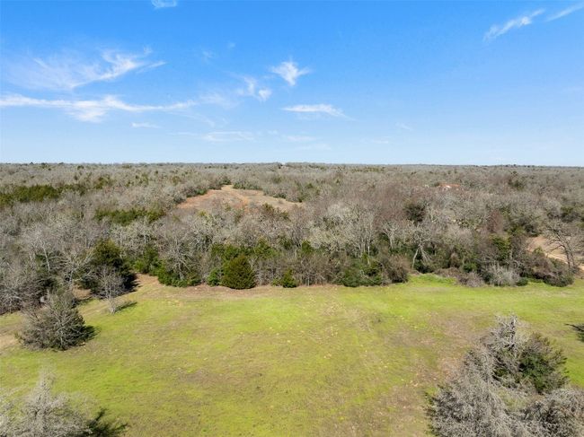 1949 County Road 347 Loop, Home with 3 bedrooms, 2 bathrooms and 3 parking in Gause TX | Image 32
