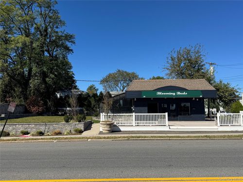 58 Halstead Ave, Harrison, NY, 10528-4115 | Card Image