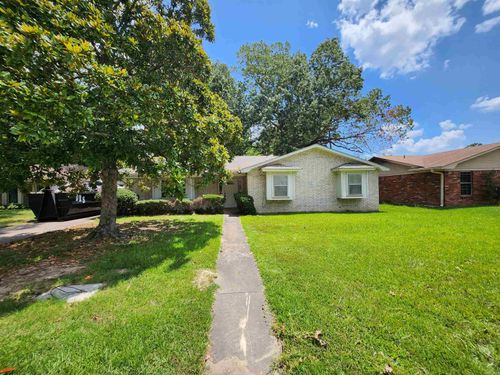 9 La Salle Cv, Pine Bluff, AR, 71603-5538 | Card Image