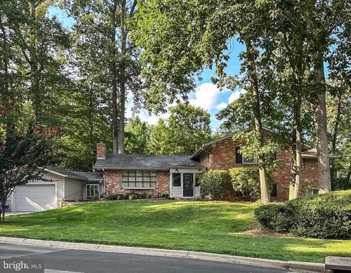 6801 Tildenwood Ln, Rockville, MD, 20852-4372 | Card Image