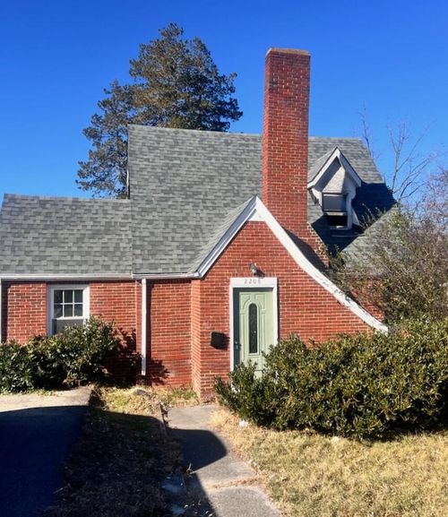 2208 10th St Nw, Roanoke, VA, 24012-3928 | Card Image