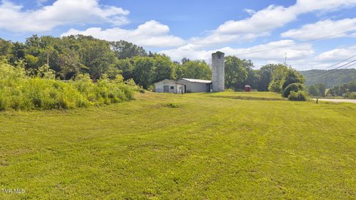 9010 Blue Springs Pkwy, Mosheim, TN, 37818-3541 | Card Image