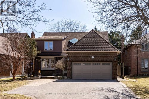 43 Pennock Cres, Unionville, ON, L3R3M5 | Card Image