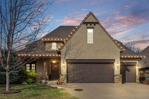 2317 138th St, Bixby, OK, 74008-4876 | Card Image