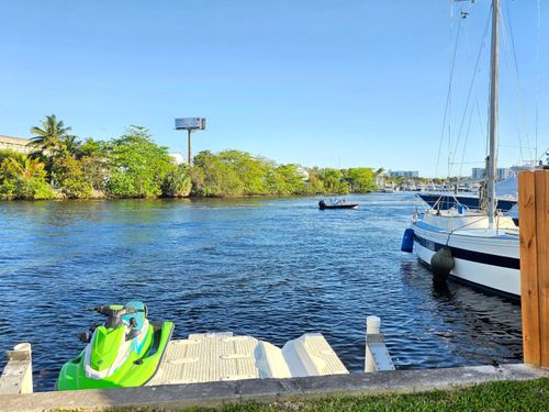 2030 Sw 22nd Ave, Fort Lauderdale, FL, 33312-4565 | Card Image