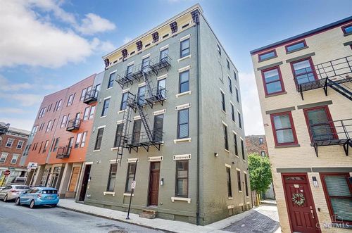 27 Mercer St, Cincinnati, OH, 45202-7198 | Card Image