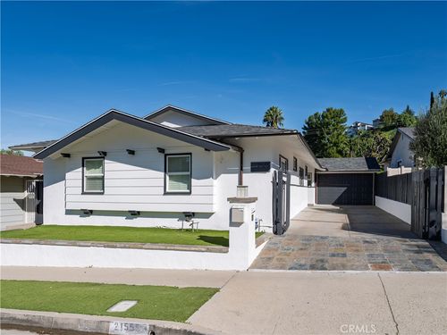 21555 Mulholland, Woodland Hills, CA, 91364 | Card Image