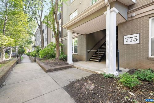 2d-775 Walker Sq, CHARLOTTESVILLE, VA, 22903-3468 | Card Image