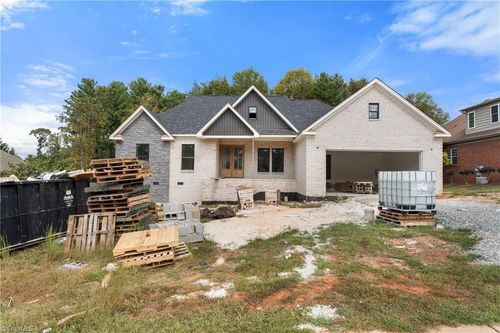 108 Provence Ct, King, NC, 27021-8408 | Card Image