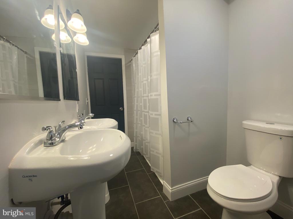 Residential Lease in BALTIMORE 4