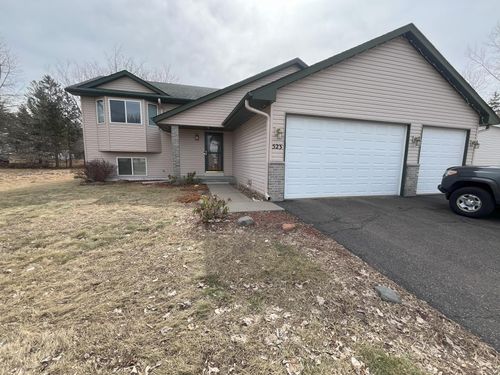 523 Horseshoe Ln, Braham, MN, 55006-3217 | Card Image