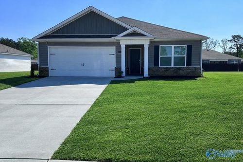 213 Chubbs Ln, Owens Cross Roads, AL, 35763-4514 | Card Image
