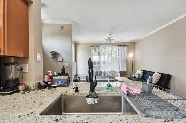 9740 - 9740 Lake Chase Island Way, Condo with 2 bedrooms, 2 bathrooms and null parking in TAMPA FL | Image 13