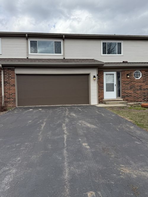 58-1260 Briarwood Ln, Libertyville, IL, 60048-3632 | Card Image