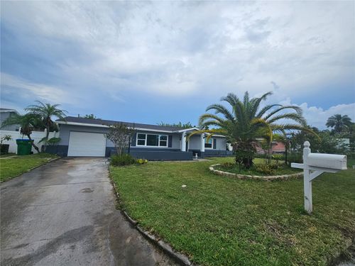 4943 Lake Charles Dr N, KENNETH CITY, FL, 33709-3644 | Card Image