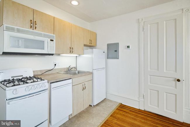 APT-926 - 1530 Spruce St, Condo with 0 bedrooms, 1 bathrooms and null parking in PHILADELPHIA PA | Image 4