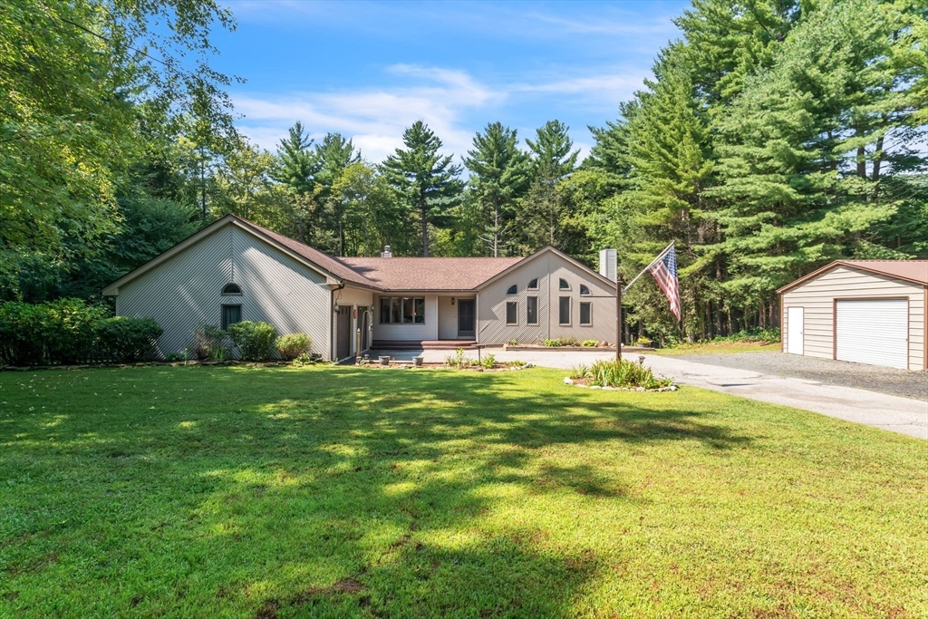 Honey Pot Rd, Southwick, MA 01077