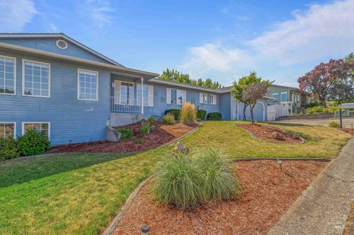 2901 Knoll Crest Dr, Lewiston, ID, 83501-6707 | Card Image