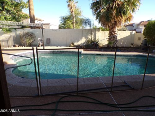5323 W North Ln, Glendale, AZ, 85302-1510 | Card Image