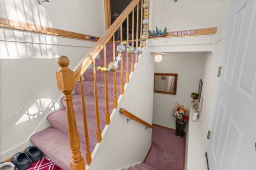 532 E Devon Ave, Roselle, IL, 60172-1428 | Card Image