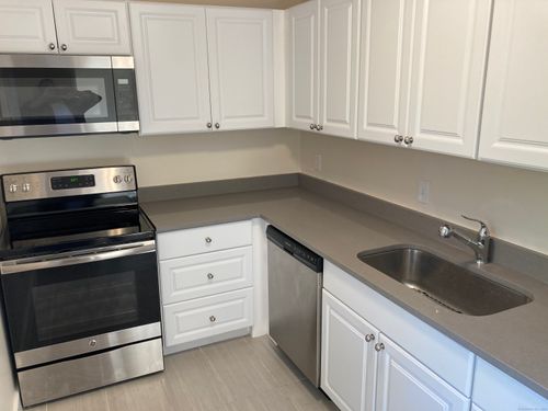 apt-d-167 Heritage Hill Rd, New Canaan, CT, 06840-4641 | Card Image