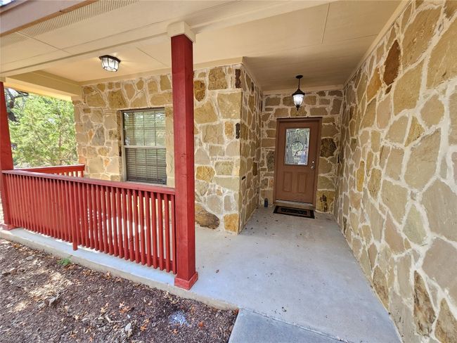 2106 Red Fox Rd, House other with 3 bedrooms, 2 bathrooms and 2 parking in Austin TX | Image 5