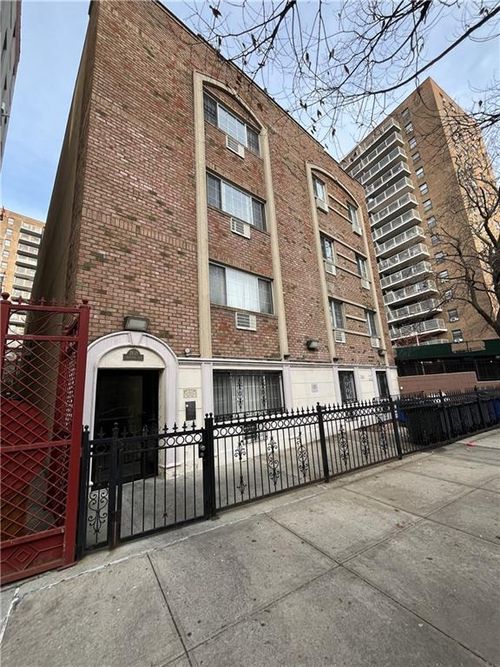 2b-2135 Crotona Ave, Bronx, NY, 10457-2703 | Card Image