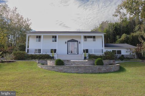 824 Constellation Dr, GREAT FALLS, VA, 22066-2504 | Card Image