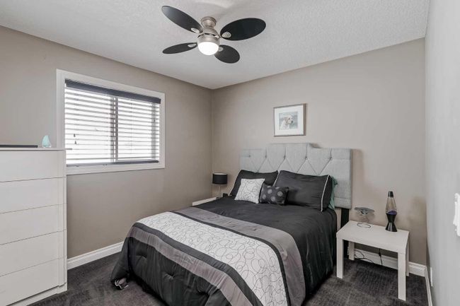 161 Rainbow Falls Heath, Home with 3 bedrooms, 2 bathrooms and 6 parking in Chestermere AB | Image 31
