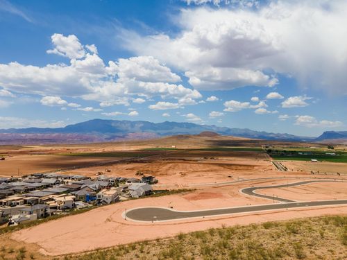 1772 W Monument Valley Rd, Hurricane, UT, 84737 | Card Image