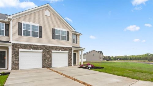 249 Canopy Dr, Graham, NC, 27253-3693 | Card Image