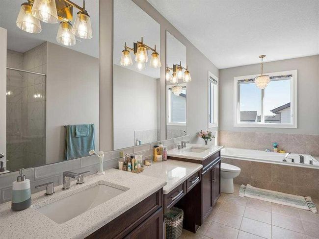 212 Osborne Green Sw, House detached with 4 bedrooms, 3 bathrooms and 4 parking in Airdrie AB | Image 24