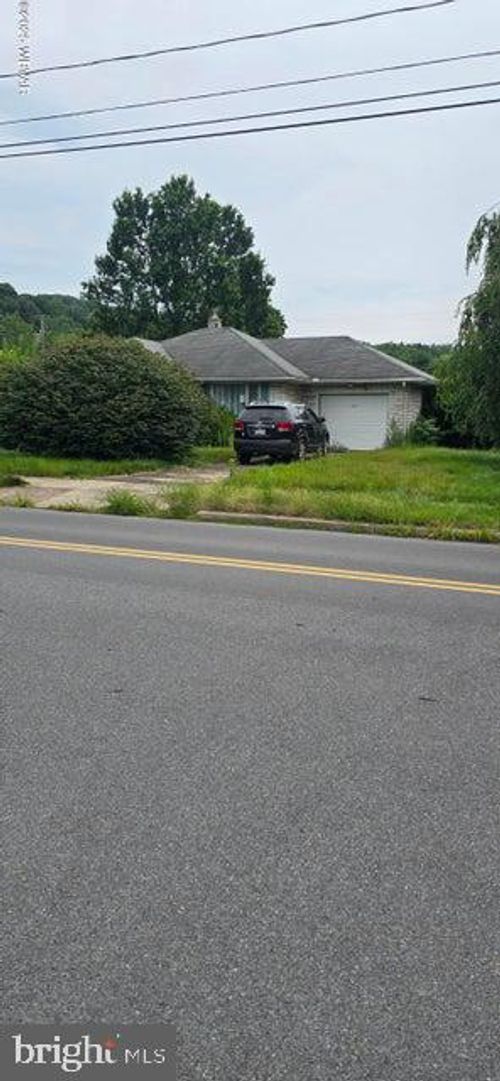 1130 Walnut St, MONTOURSVILLE, PA, 17754-1045 | Card Image