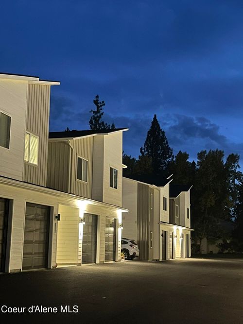 3696 N Torrey Pine Ln, Coeur D Alene, ID, 83815-5397 | Card Image