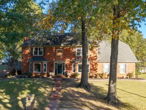 2652 Misty Woods Cv S, Cordova, TN, 38016-4711 | Card Image