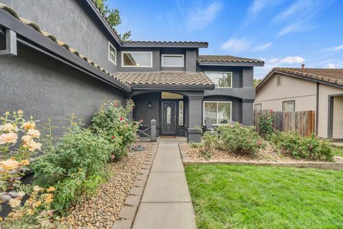 1234 Bentwood Dr, Galt, CA, 95632-3718 | Card Image