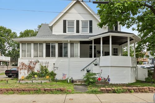 3-16 Underhill St, Winthrop, MA, 02152-1399 | Card Image