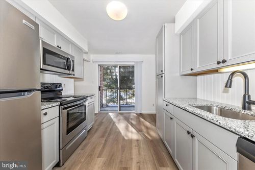 apt-322-300 Chapel Ct, WALKERSVILLE, MD, 21793-8162 | Card Image