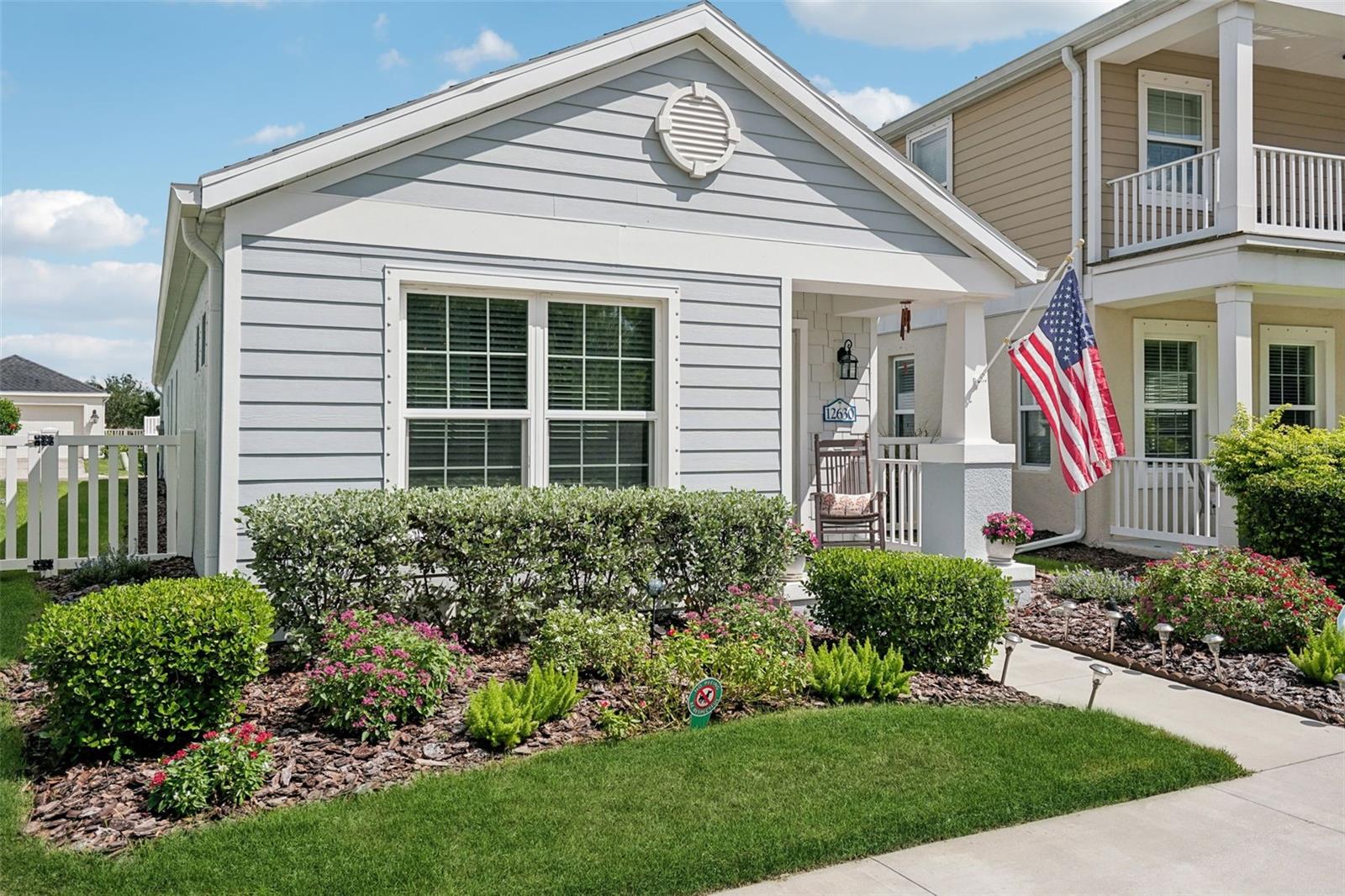 Shimmering Oak Cir, Venice, FL 34293
