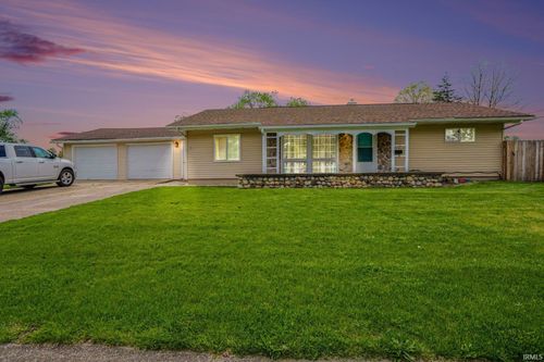 1207 Manchester Dr, South Bend, IN, 46615-3834 | Card Image