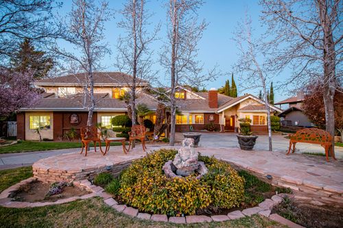 41504 Mission Dr, Palmdale, CA, 93551-2805 | Card Image
