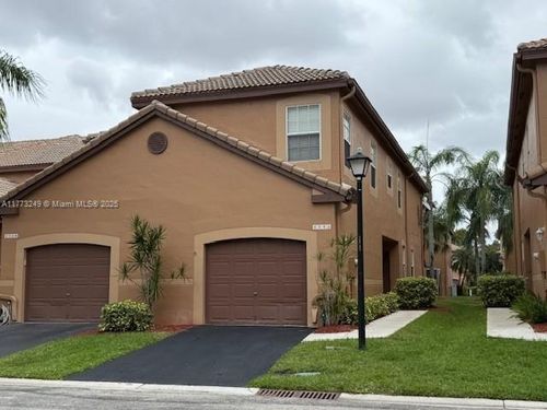 34-1554 Coronado Rd, Weston, FL, 33327-1752 | Card Image