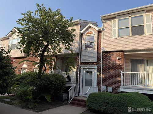 468 Great Beds Ct, Perth Amboy, NJ, 08861-5201 | Card Image