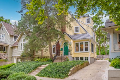 1121 Ferdon Rd, Ann Arbor, MI, 48104-3632 | Card Image