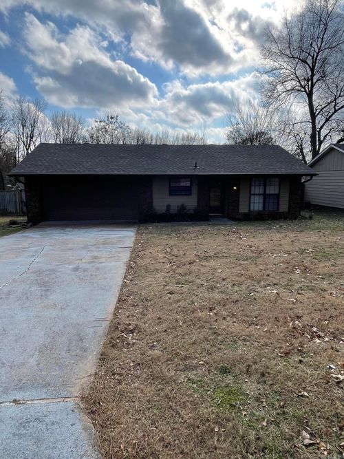 105 Wells Fargo Trl, Jacksonville, AR, 72076-5764 | Card Image