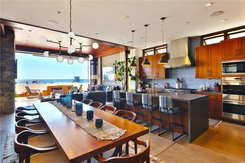 3124 The Strand, Hermosa Beach, CA, 90254-5042 | Card Image