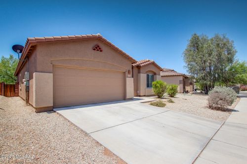 9144 S Whispering Pine Dr, Tucson, AZ, 85756-6126 | Card Image
