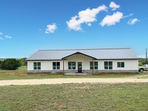 720 County Road 2337, Lampasas, TX, 76550-7644 | Card Image