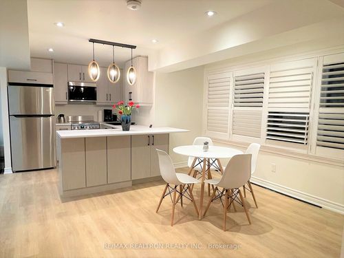 lower-2 Kilbarry Crt, Richmond Hill, ON, L4C6M8 | Card Image